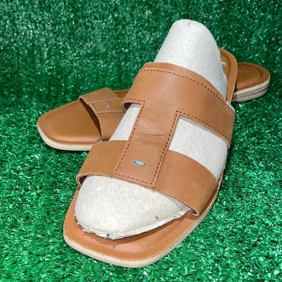 Toms Shoes Womens Toms Seacliff Slide Tan Leather Sandals